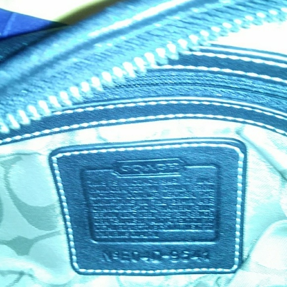 Handbag - Picture 3 of 3